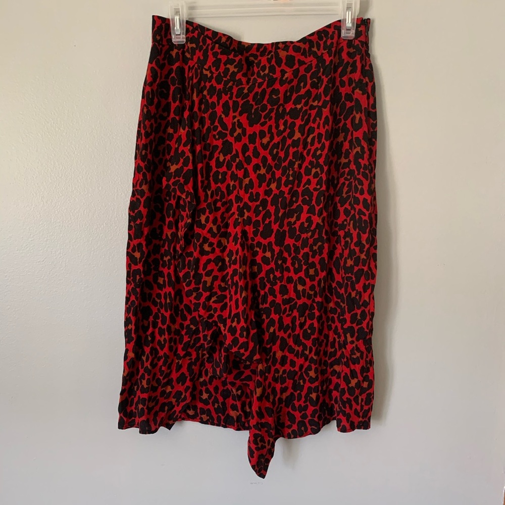Zara Red Leopard print Skirt Size Large